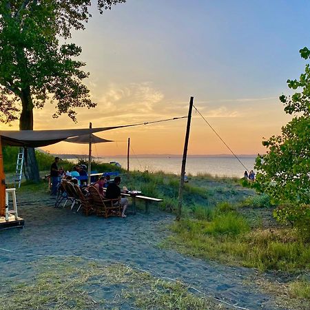 Beachfront Caravans Tjernomorets Exteriör bild