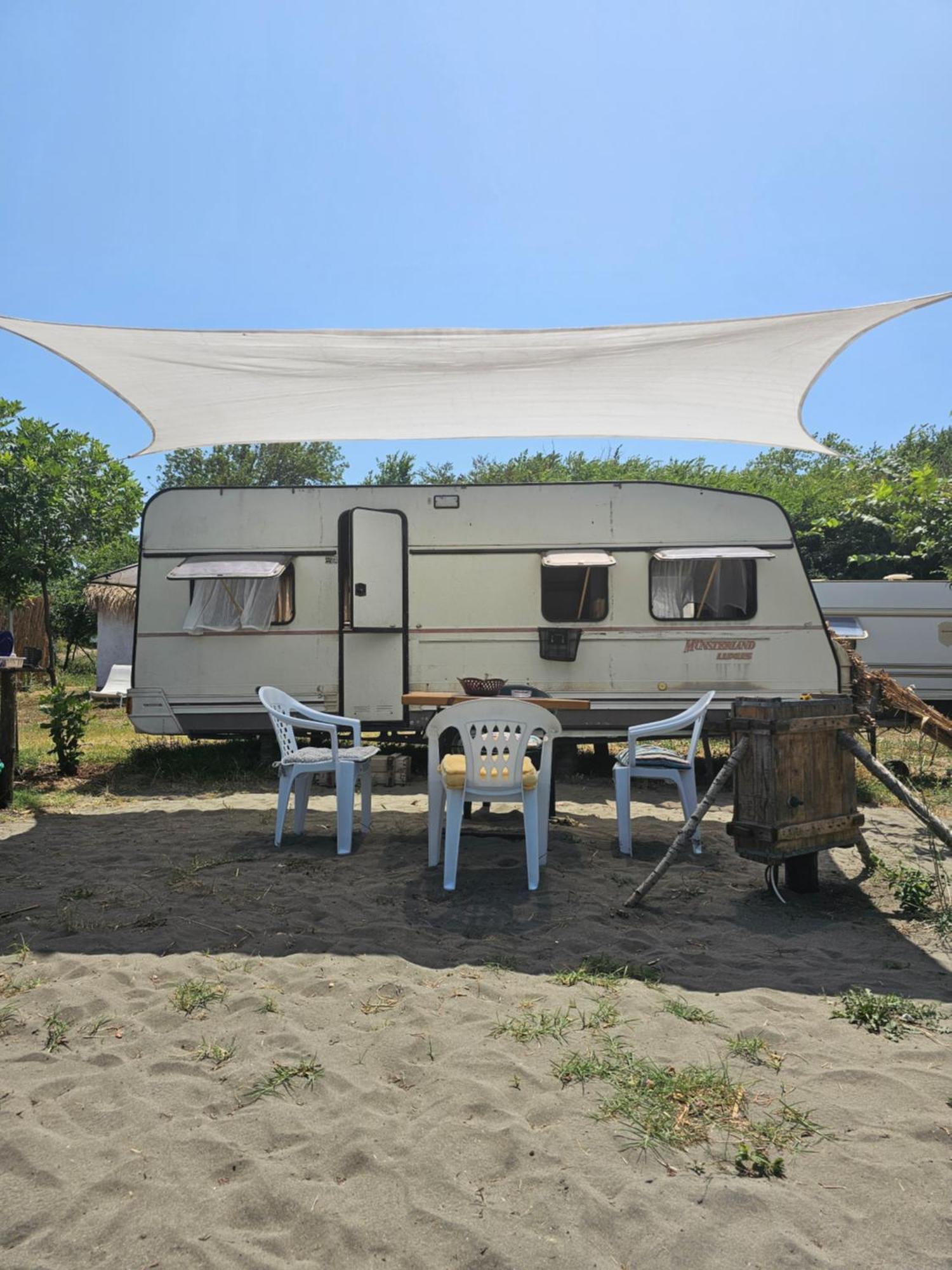 Beachfront Caravans Tjernomorets Exteriör bild