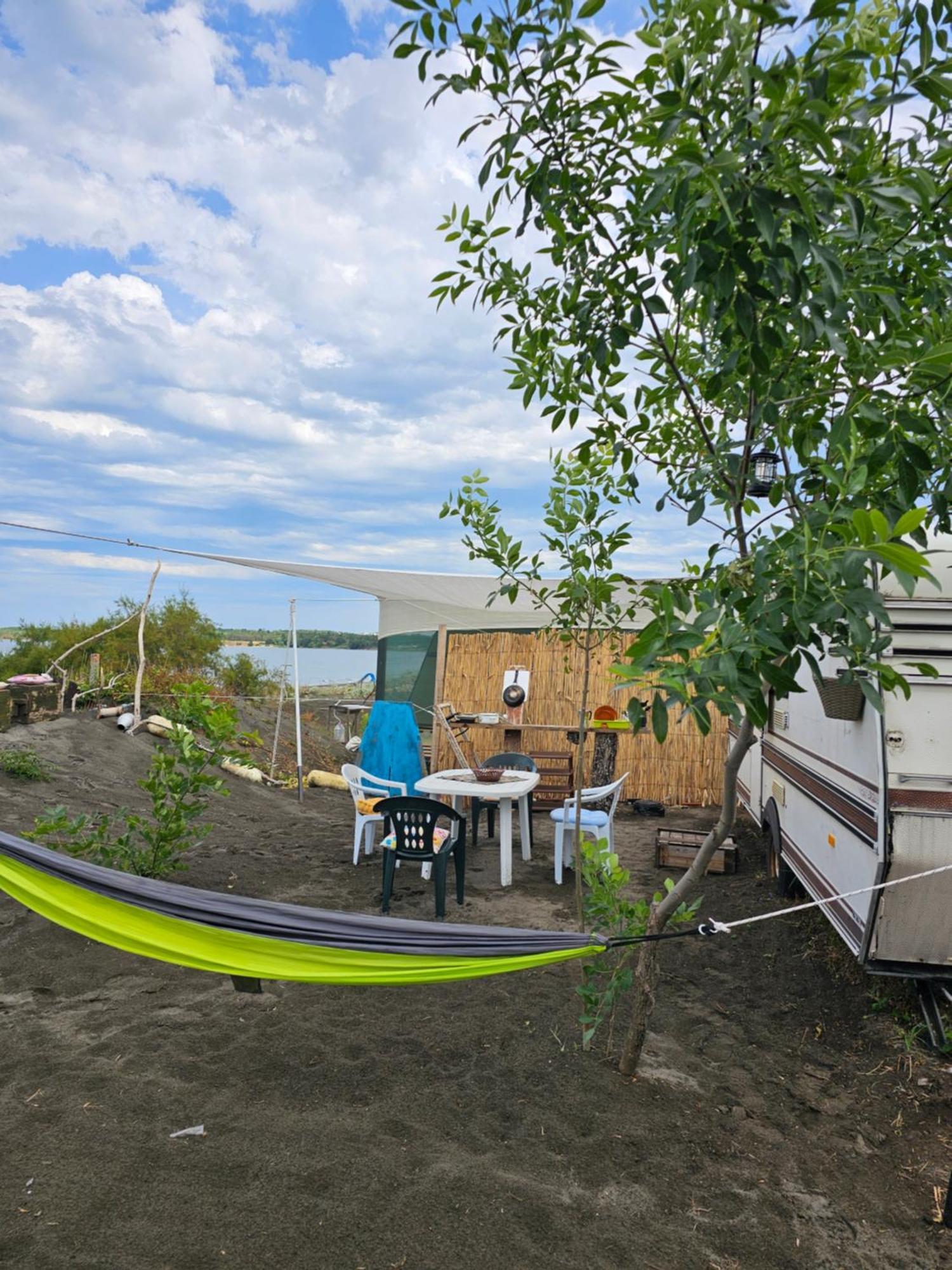 Beachfront Caravans Tjernomorets Exteriör bild